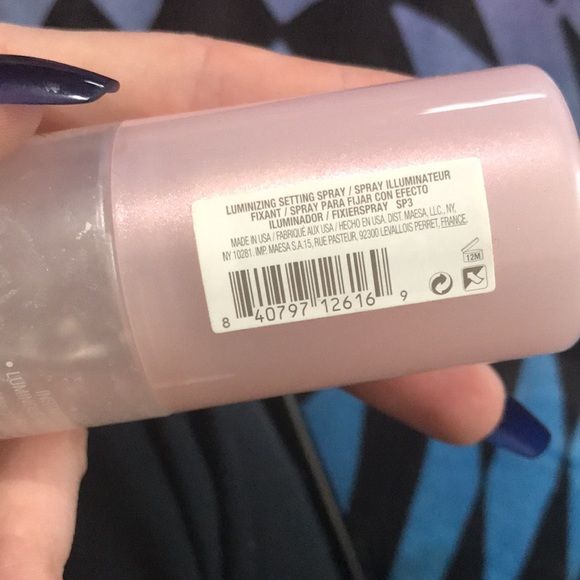 ✨🆕BNIP!Flower By Drew Barrymore Makeup & Skincare Set✨ - Picture 15 of 16